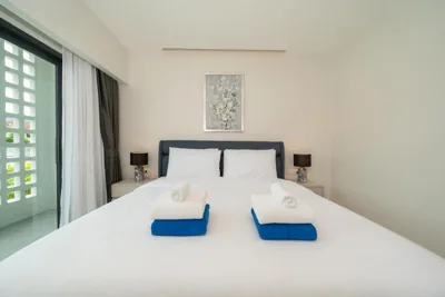 Villa mit privatem Pool — Rawai Duplex Style Luxurious 4-BR Private Pool Villa